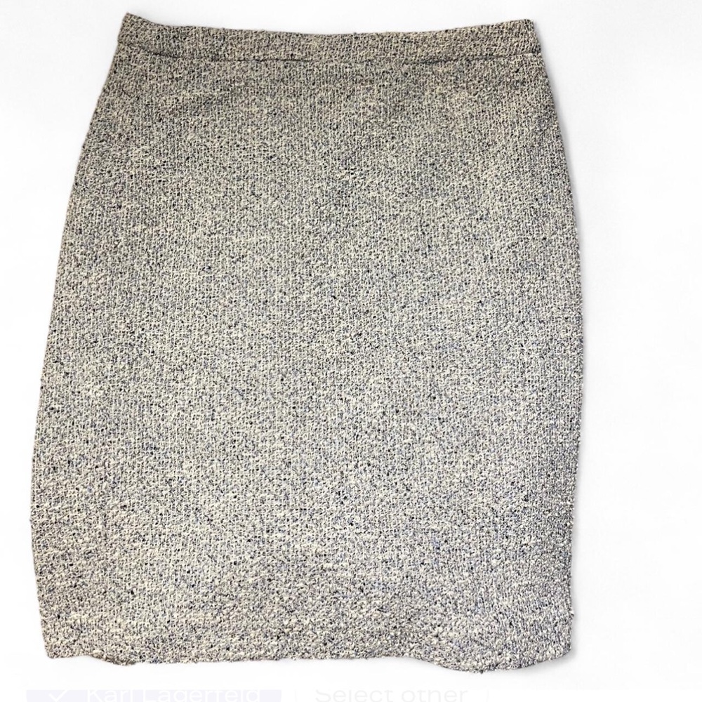 Karl Lagerfeld Paris Tweed Mini Skirt , with small back slit 🤍🩵